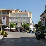 Viverenumana La Tua Casa In Centro A Pochi Passi Dal Mare *