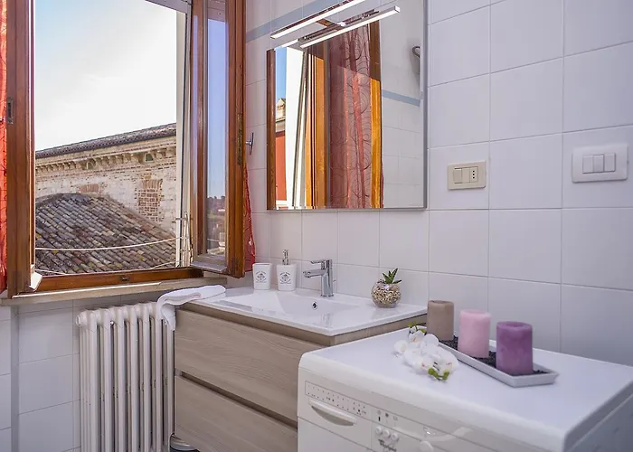 Viverenumana La Tua Casa In Centro A Pochi Passi Dal Mare Διαμέρισμα Numana