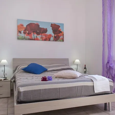 Viverenumana La Tua Casa In Centro A Pochi Passi Dal Mare