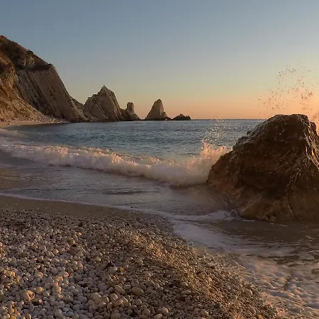 Lejlighed Viverenumana La Tua Casa In Centro A Pochi Passi Dal Mare